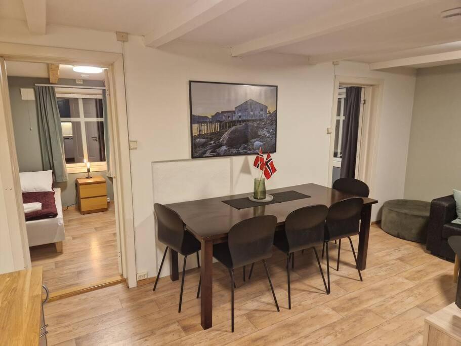Apartment Next To The Bridge Тромсе Екстер'єр фото